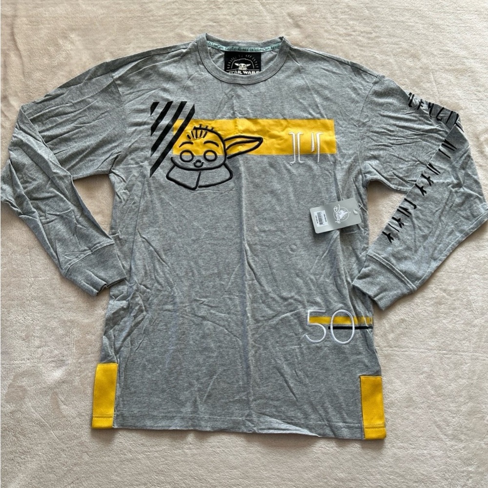 NWT Disney Star Wars Mandalorian Grogu long sleeve shirt